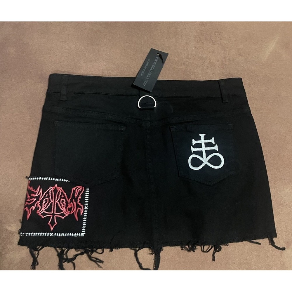 Dolls Kill Widow Noise Annoys Mini Black Denim Skirt Size M Punk Grunge Goth - Picture 8 of 13